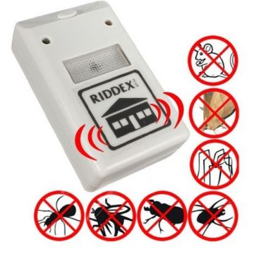 Aparat RIDDEX PLUS cu ultrasunete impotriva insectelor si rozatoarelor